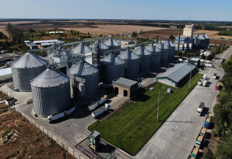 Страна: УКРАИНА Вместимость: 192.000 м³